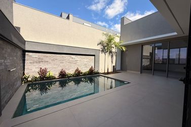 Casa &agrave; venda - 283m&sup2; - PARQUE RESIDENCIAL INTERLAGOS