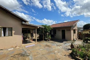 Casa &agrave; venda - 136m&sup2; - ZONA VI