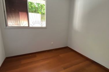 Apartamento &agrave; venda - 76m&sup2; - Zona II