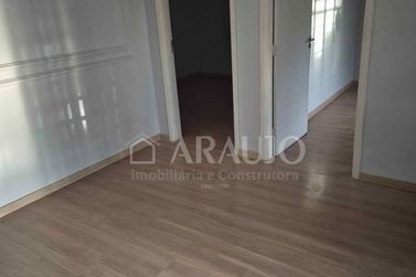 Casa para alugar - 220m&sup2; - Zona I