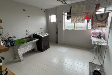 Apartamento &agrave; venda - 182m&sup2; - Centro