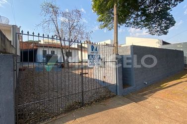 Casa para alugar - 466m&sup2; - Jardim Canad&aacute;