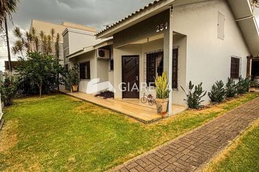 Casa &agrave; venda - 192m&sup2; - JARDIM GISELA