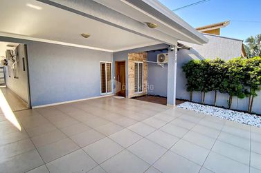 Casa &agrave; venda - 134m&sup2; - Condom&iacute;nio Parque Cidade Jardim