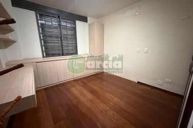 Casa para alugar - 525m&sup2; - Zona I
