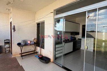 Casa &agrave; venda - 100m&sup2; - ZONA IV