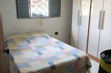 Casa &agrave; venda - 80m&sup2; - Zona VI