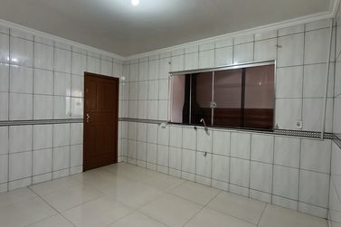 Casa para alugar - 188m&sup2; - ZONA VI