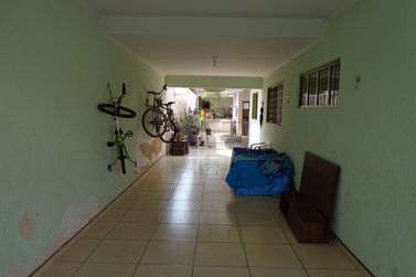 Sobrado &agrave; venda - 247m&sup2; - Zona 2