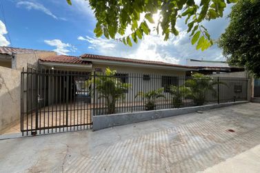 Casa &agrave; venda - 336m&sup2; - Zona VII