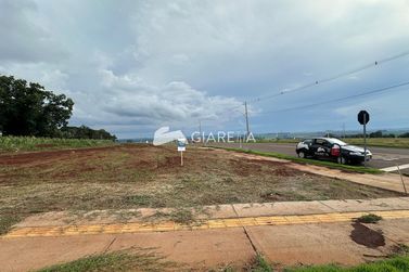 Terreno &agrave; venda - 388m&sup2; - VILA BECKER