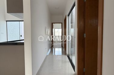 Casa &agrave; venda - 100m&sup2; - Parque Onix