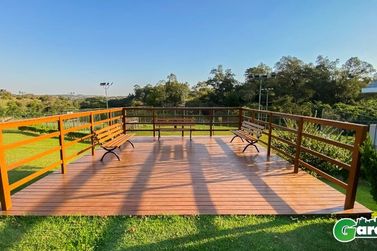 Terreno &agrave; venda - 243m&sup2; - Paysage Essenza Condom&iacute;nio