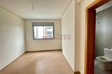 Apartamento &agrave; venda - 223m&sup2; - ZONA II