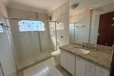 Casa &agrave; venda - 293m&sup2; - Zona Armazem