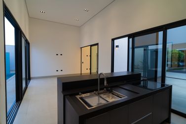 Casa &agrave; venda - 375m&sup2; - Condom&iacute;nio Mont Blanc
