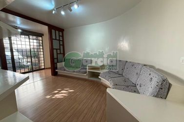 Casa para alugar - 525m&sup2; - Zona I