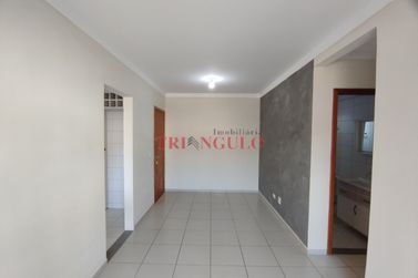 Apartamento para alugar - 61m&sup2; - PARQUE PORTUGAL