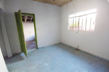 Casa para alugar - 85m&sup2; - ZONA V
