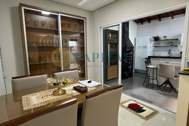 Sobrado &agrave; venda - 126m&sup2; - Jardim Laguna