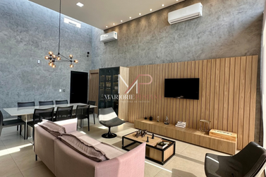 Casa &agrave; venda - 297m&sup2; - Rua Saldanha da Gama