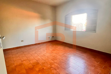 Casa &agrave; venda - 99m&sup2; - Zona VII