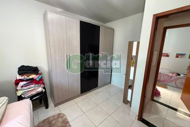 Casa &agrave; venda - 147m&sup2; - Parque Residencial It&aacute;lia