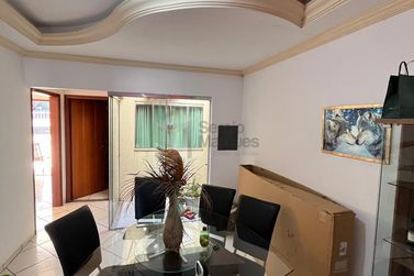 Sobrado &agrave; venda - 184m&sup2; - Zona 1-A