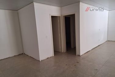 Sal&atilde;o Comercial para alugar - 243m&sup2; - Zona I