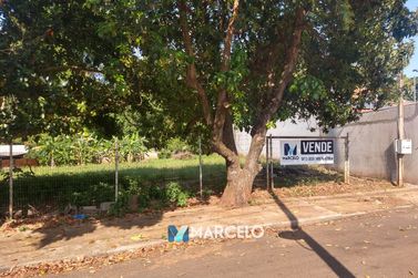 Terreno &agrave; venda - 645m&sup2; - Zona III