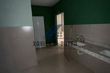 Sal&atilde;o Comercial para alugar - 640m&sup2; - Zona Armaz&eacute;m