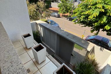 Sobrado &agrave; venda - 245m&sup2; - Zona II