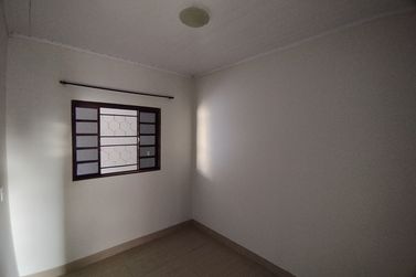Casa para alugar - ZONA VI