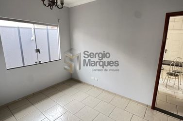 Casa &agrave; venda - 250m&sup2; - Jardim Bandeirantes