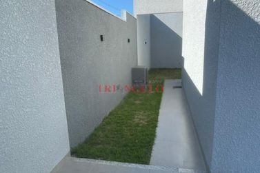 Casa &agrave; venda - 70m&sup2; - JARDIM CARAVELLE