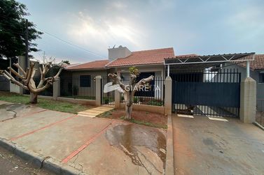 Casa &agrave; venda - 140m&sup2; - CENTRO