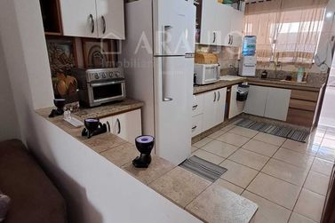 Casa &agrave; venda - 311m&sup2; - Jardim Castelo Branco