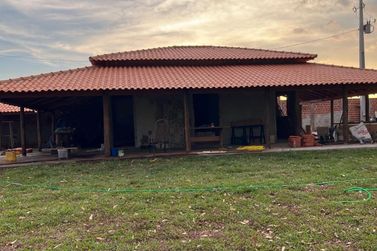 Ch&aacute;cara &agrave; venda - 20000m&sup2; - Estrada  Jaborandi