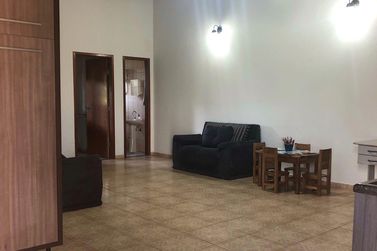 Ch&aacute;cara &agrave; venda - 47600m&sup2; - Pr 323