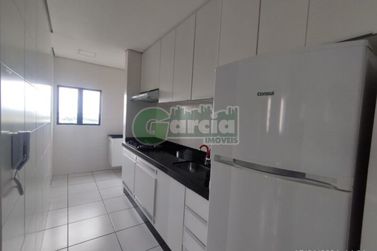 Apartamento &agrave; venda - 67m&sup2; - Zona III