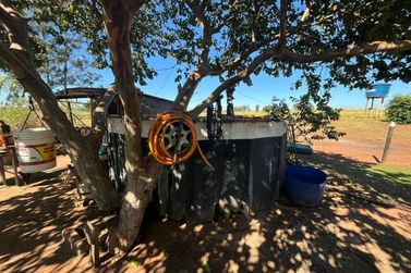 Ch&aacute;cara &agrave; venda - 