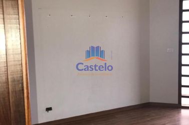 Casa &agrave; venda - 320m&sup2; - Jardim San Fernando