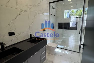 Casa &agrave; venda - 250m&sup2; - Condom&iacute;nio Mont Blanc