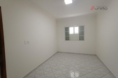 Casa &agrave; venda - 130m&sup2; - Zona VII