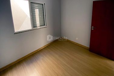 Casa &agrave; venda - 112m&sup2; - Jardim Santa Clara