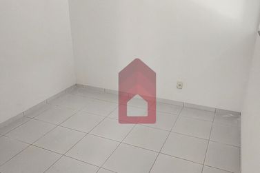 Casa &agrave; venda - 63m&sup2; - Jardim Sakai