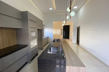 Casa &agrave; venda - 150m&sup2; - Condom&iacute;nio Paysage Essenza