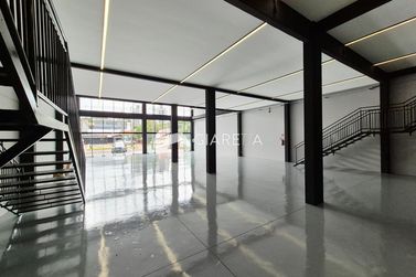 Sala Comercial &agrave; venda - 550m&sup2; - VILA BECKER