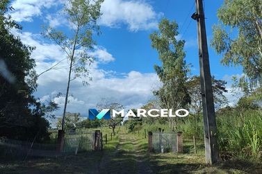 Ch&aacute;cara &agrave; venda - 26m&sup2; - PR 489
