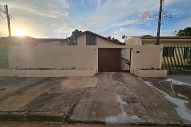 Casa &agrave; venda - 156m&sup2; - Jardim Petropolis